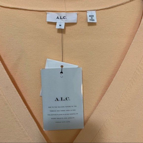 A.L.C. Peter ll Cropped Cardigan Light Orange Button Front Stretch M - Picture 3 of 7